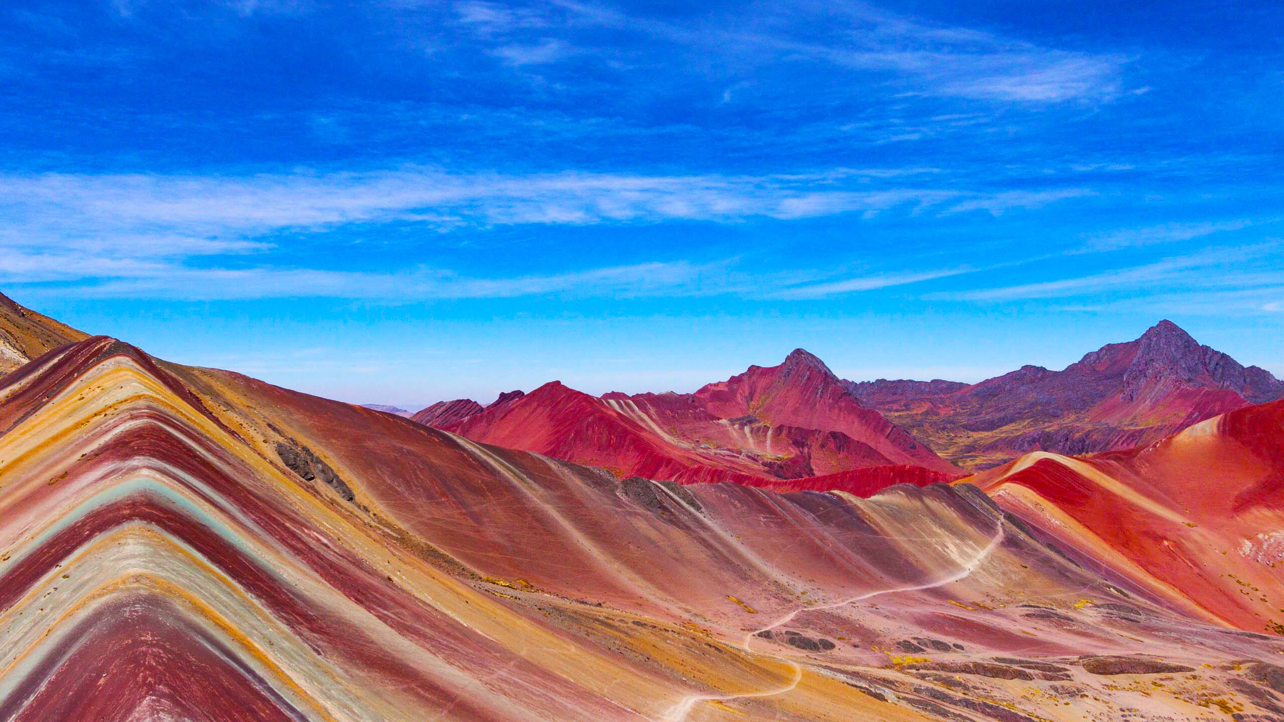 百夫長旅遊_亞洲_roi-dimor-iuxltY6fXkI-unsplash 彩虹山