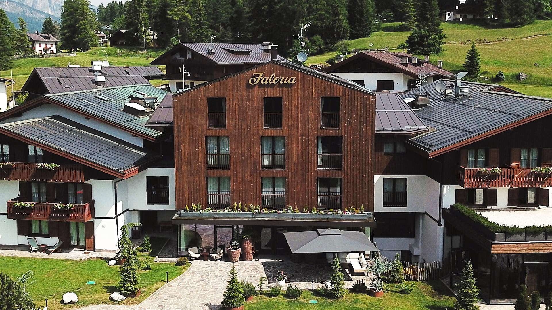 百夫長旅遊_南歐_多洛米堤_Faloria_Mountain_Spa_Resort02