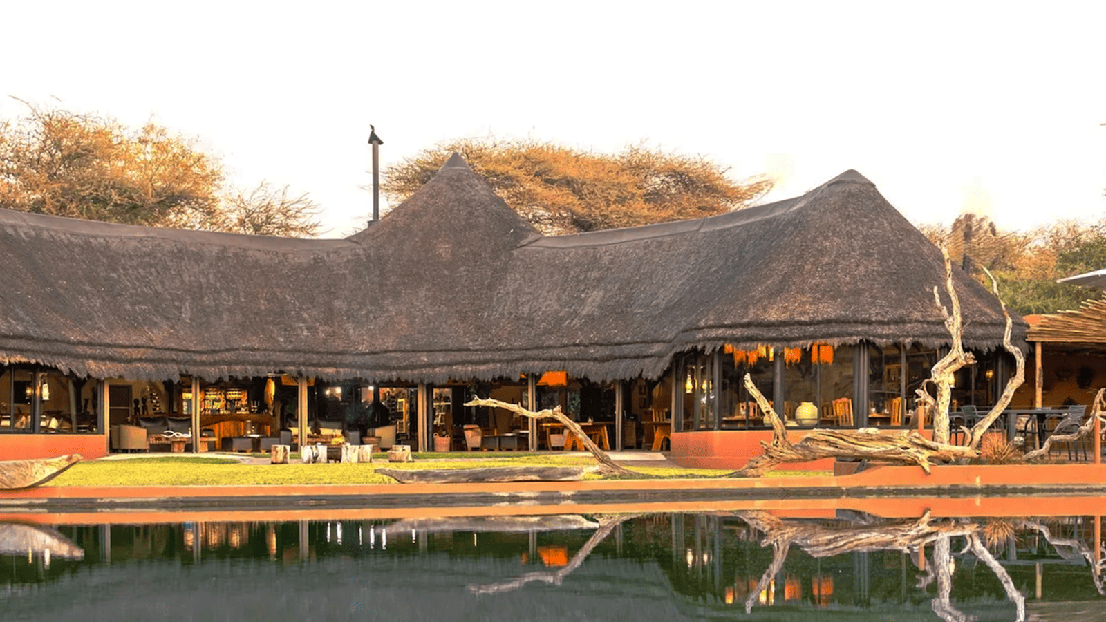 奧孔吉瑪旅館_白天