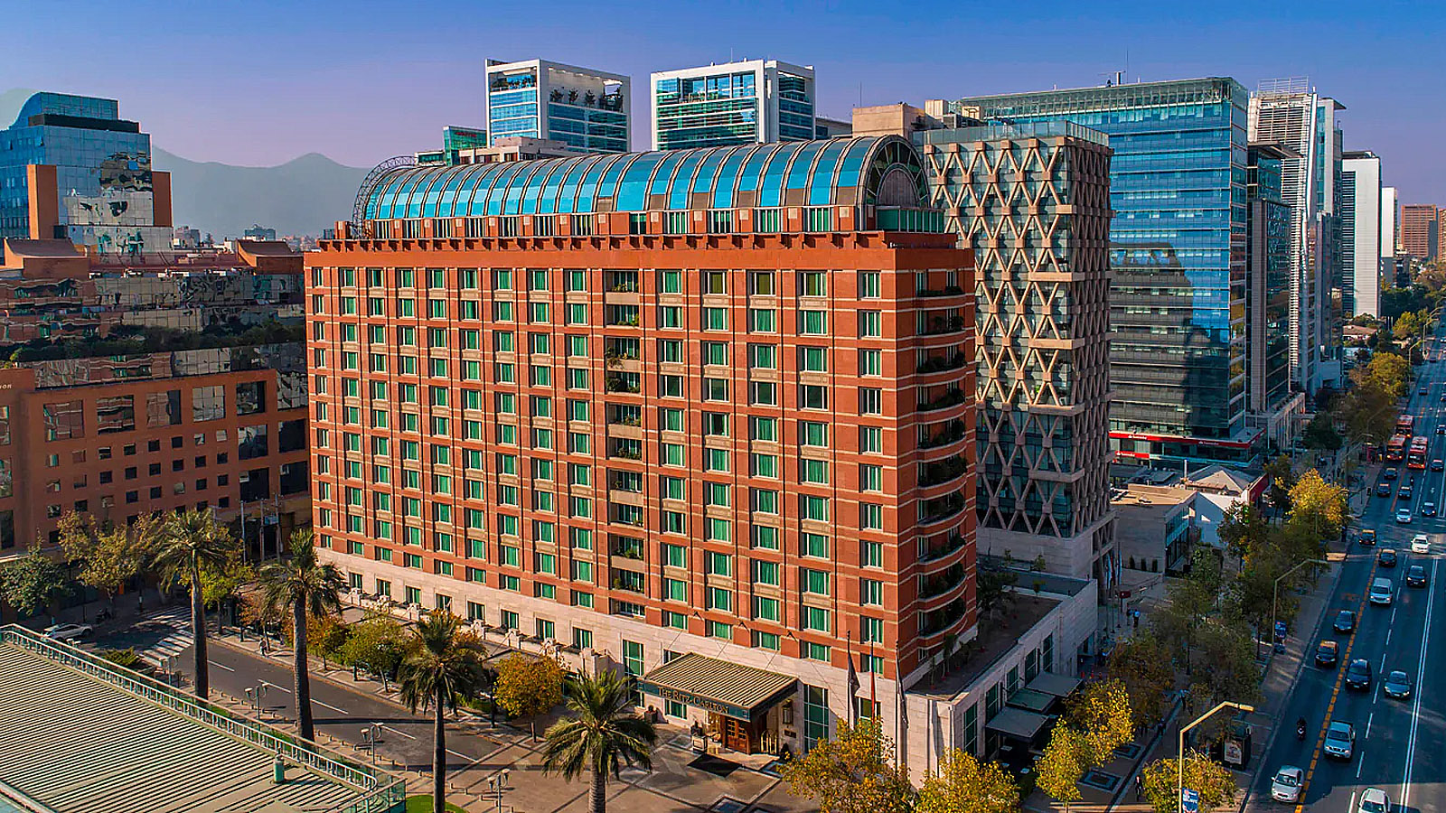 百夫長旅行社_南極半島_WordVovager_The_Ritz_Carlton01