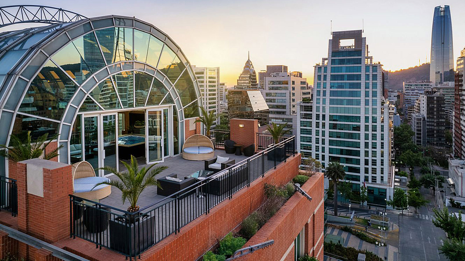 百夫長旅行社_南極半島_WordVovager_The_Ritz_Carlton06