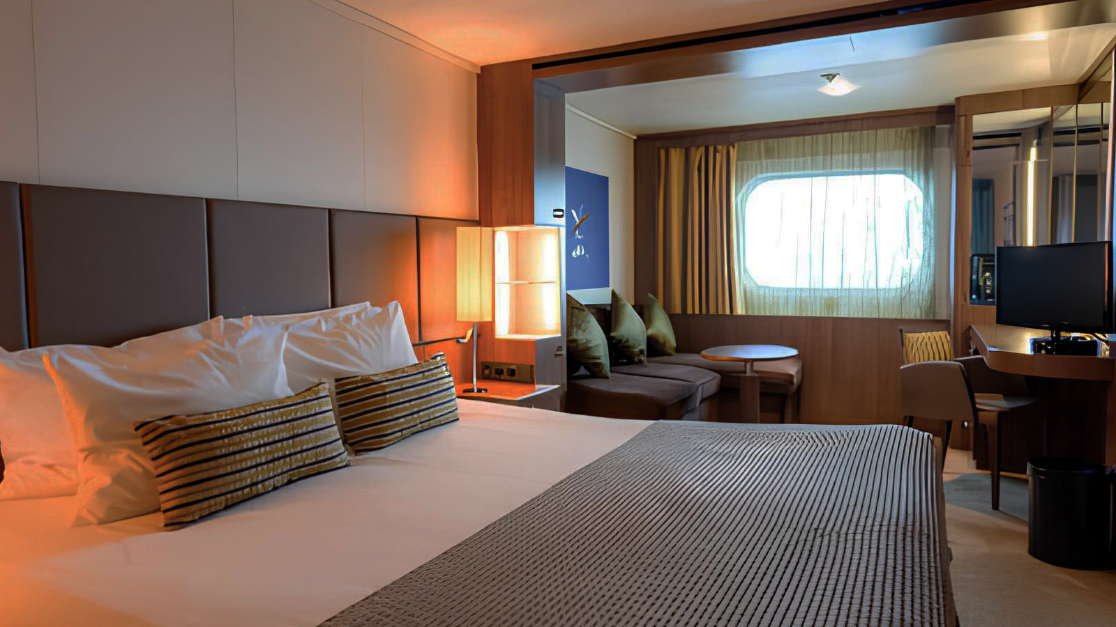 百夫長旅行社_南極洲_亞南極_羅斯海_HeritageAdventurer設施05