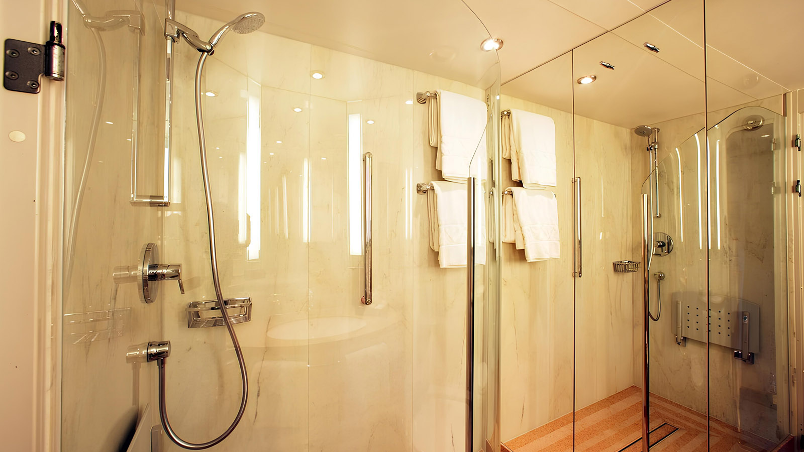 百夫長旅行社_南極洲_亞南極_羅斯海_HeritageAdventurer設施12