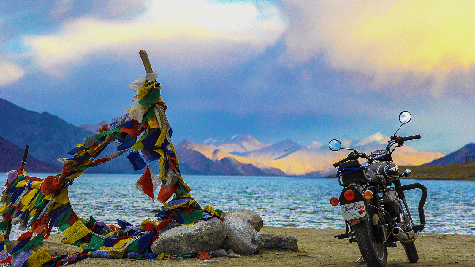 百夫長旅遊_亞洲_北北印_班公措1